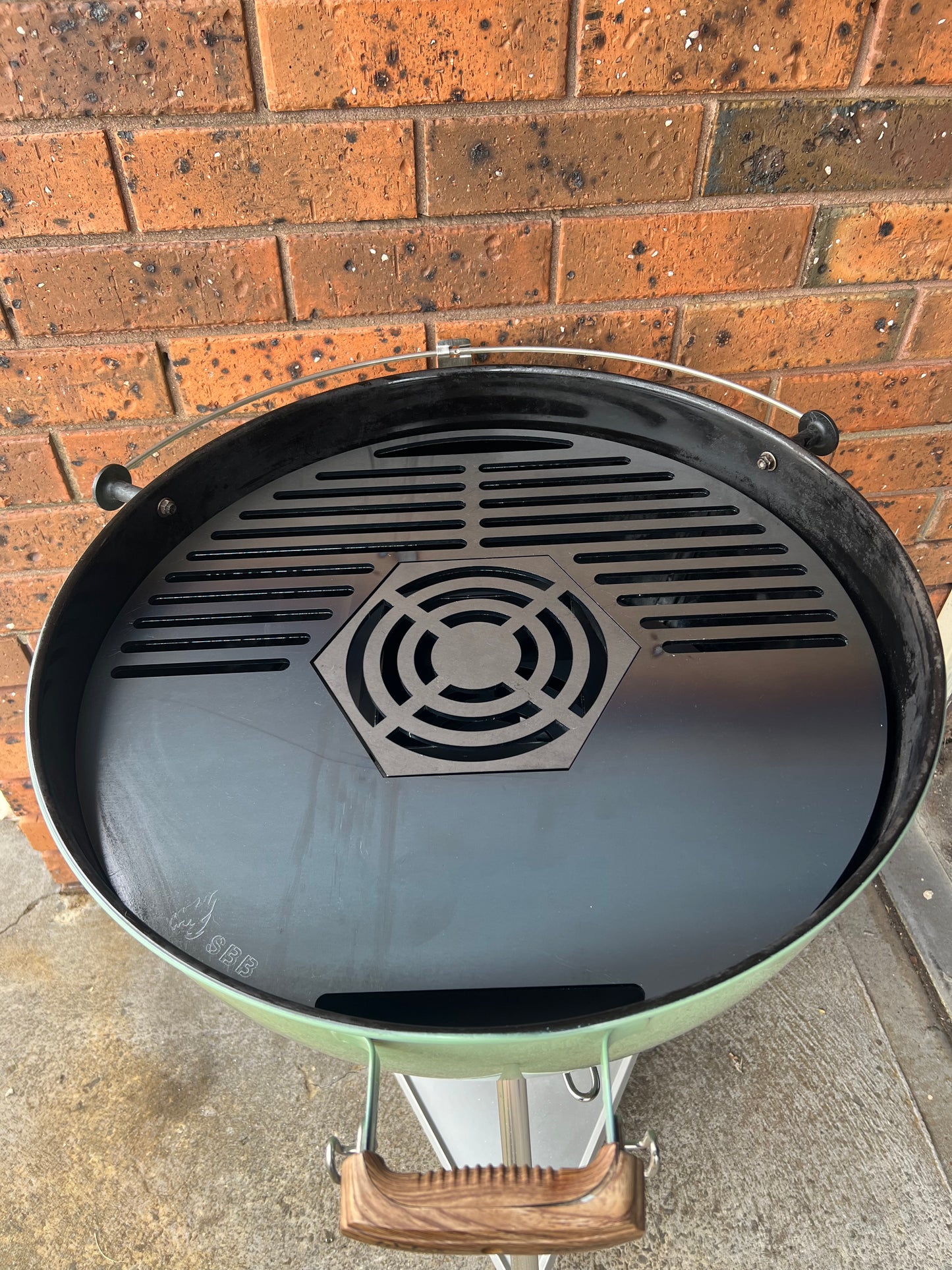 Centre Grill -  For 'Smokey BBQ Weber with Kettle Cone Cut Out'