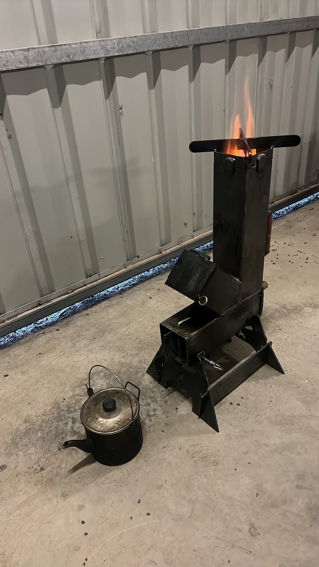 Smokey BBQ Rocket Stove